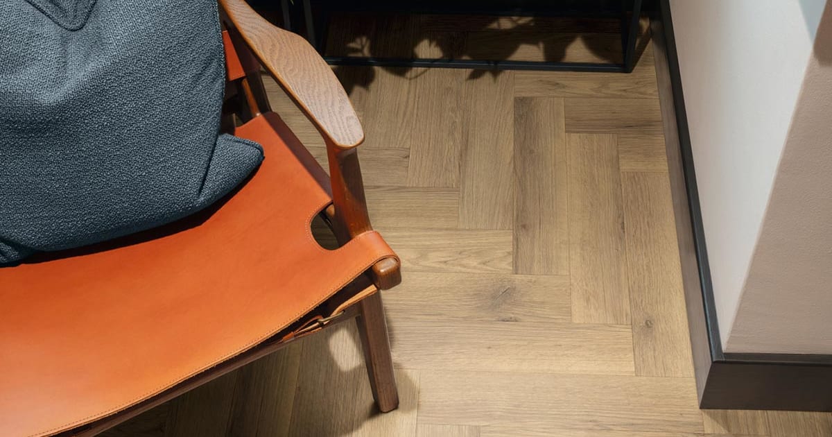 Stowe Oak: Commercial LVT Flooring from the Amtico Spacia Collection
